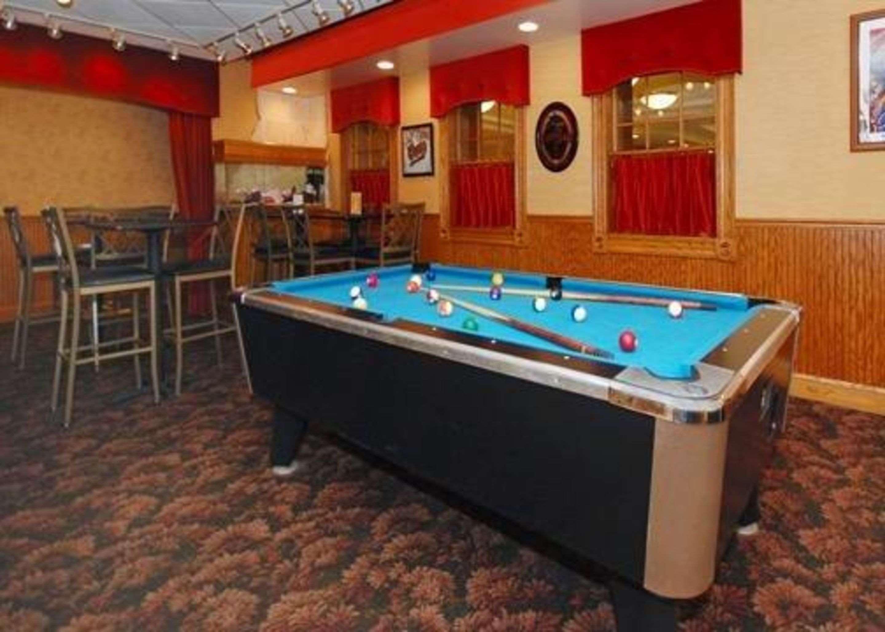 Quality Inn & Suites Danville Esterno foto